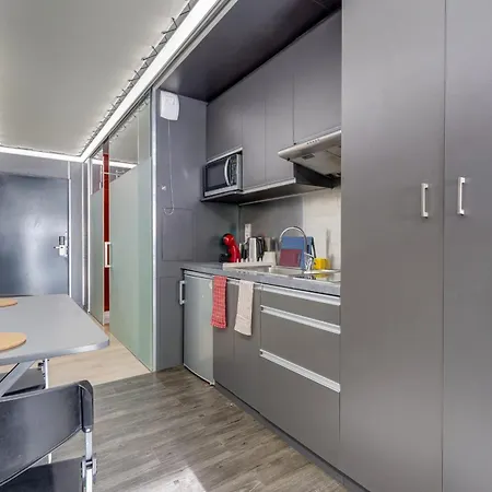 Apartment 32 - Le Lokup - Wifi - Proche Tram Reims