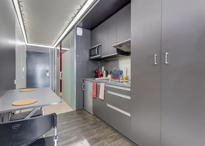 Apartment 32 - Le Lokup - Wifi - Proche Tram Reims